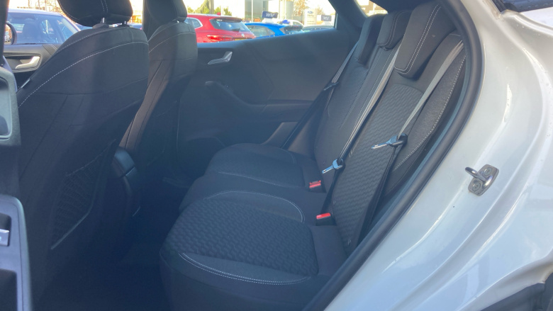 Ford Puma 1.0 EcoBoost Hybrid mHEV Titanium 5dr DCT Petrol Hatchback